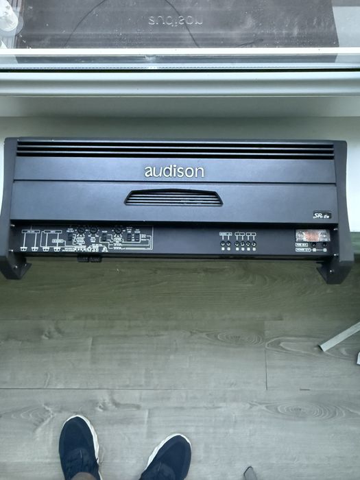 Продаю моно усилитель  AUDISON SRx2s