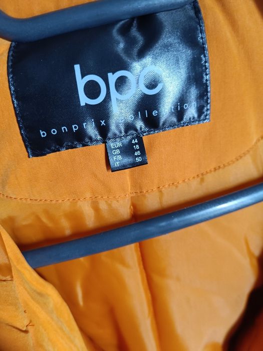 Geacă iarna maternitate are inserție și pentru bebe!