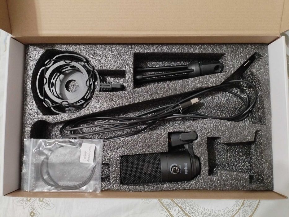 Микрофон Fifine K669 + тринога + паутина