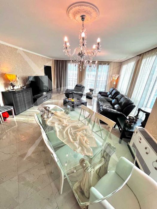 Продава се Четиристаен апартамент в София, Гоце Делчев - 214 кв.м за 3038 €/кв.м - Снимка #2