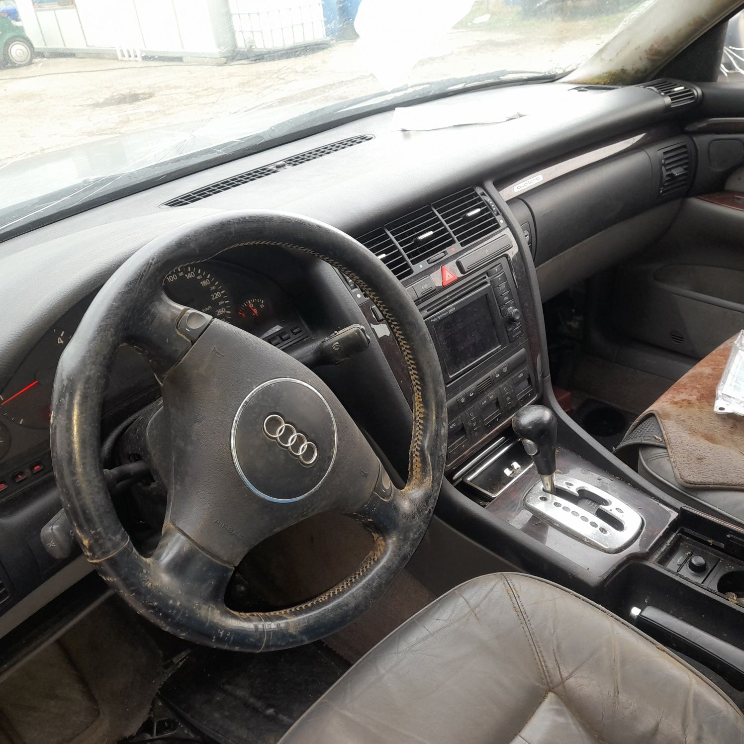 Audi a8 2.5 tdi на части