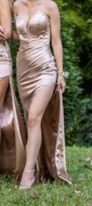 Дамска официална рокля