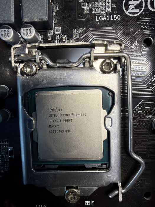 Placa Baza H81M  cu Procesor i5 4670 si 4g ram