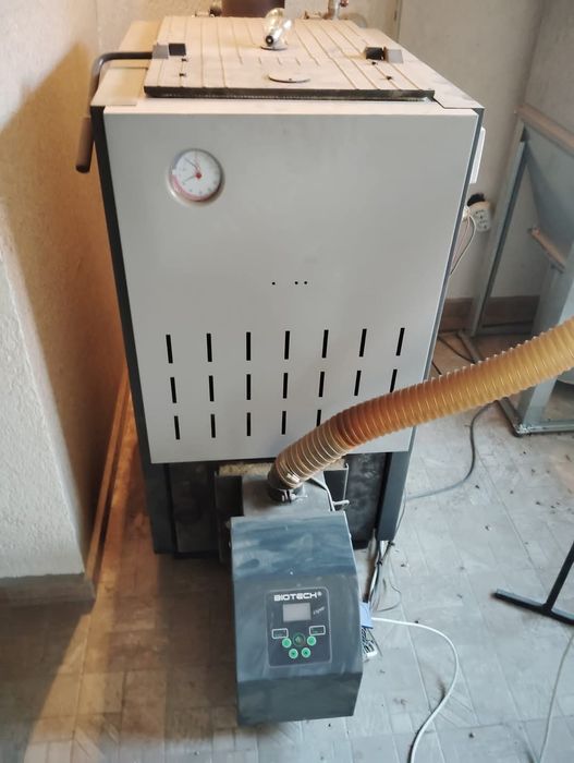 Продавам котел бош 27kW