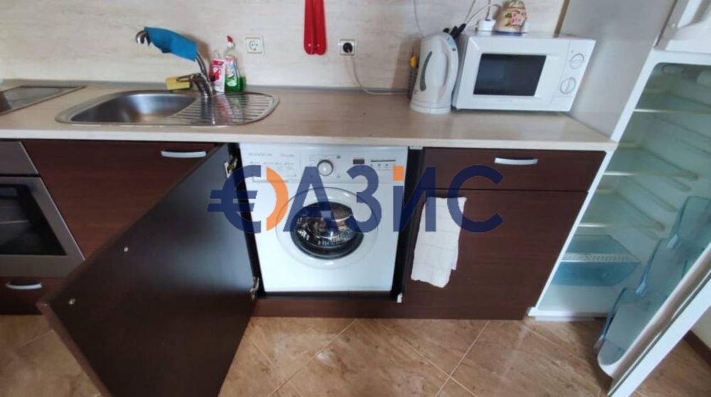 Продава се Двустаен апартамент в к.к. Слънчев бряг - 59 кв.м за 846 €/кв.м - Снимка #3