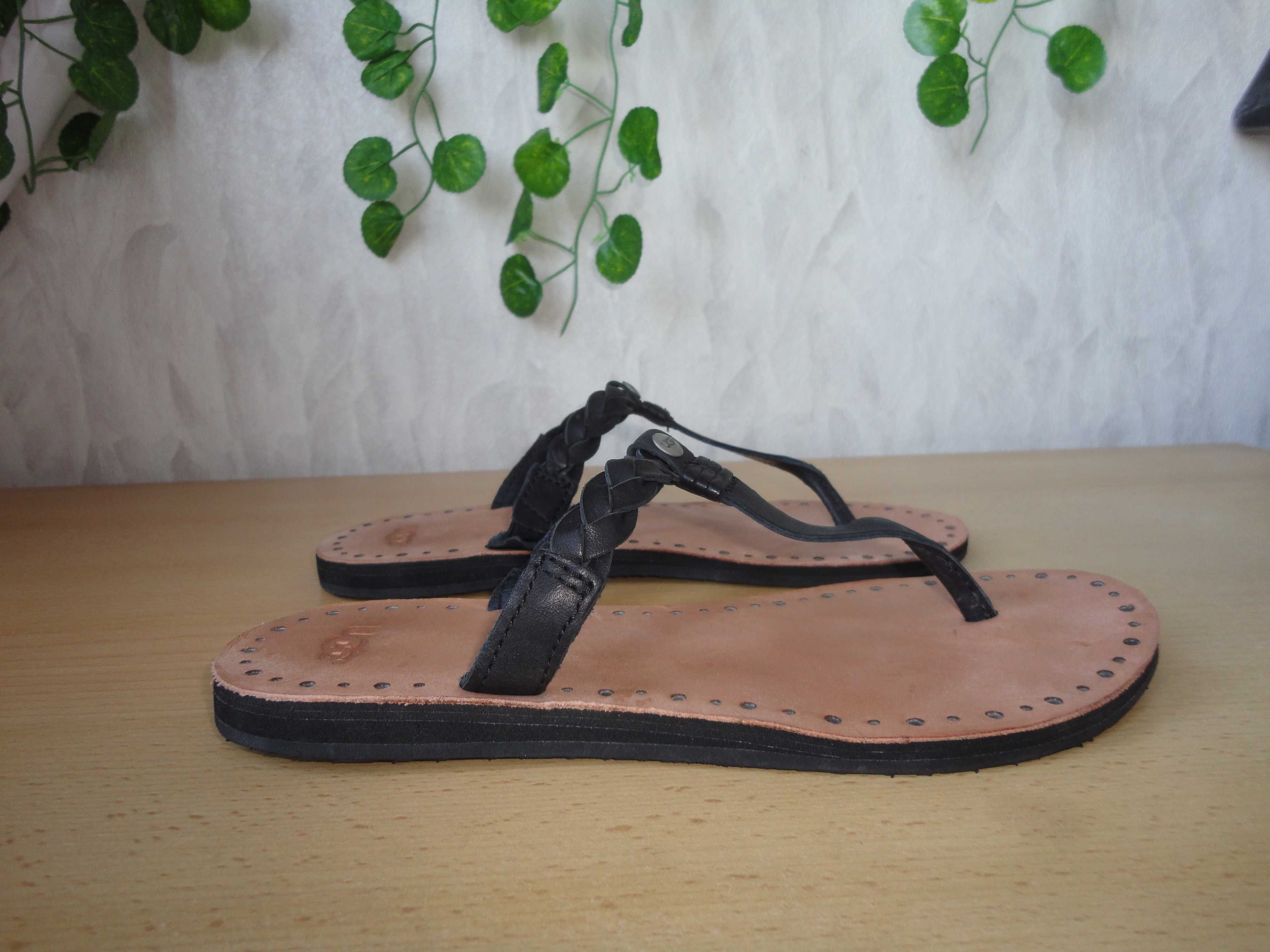N37 UGG/оригинални дамски чехли