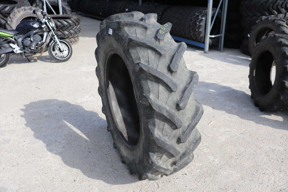 Cauciucuri 14.9R30 Pirelli Radiale SH cu garanti pentru Tractor Claas