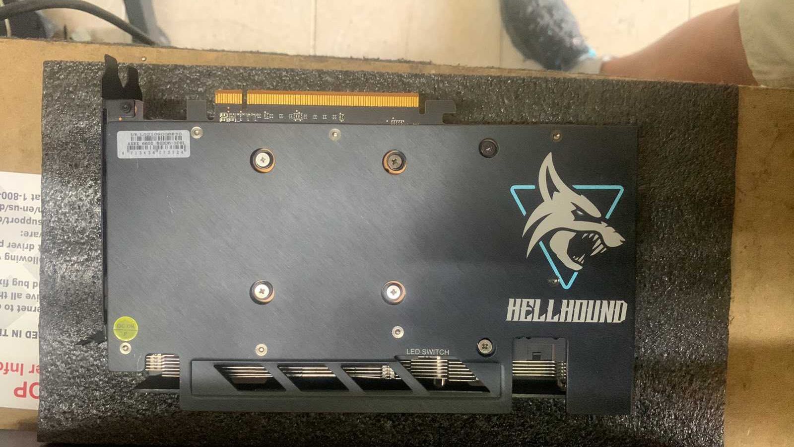 PowerColor HellHound Radeon RX 6600 8GB