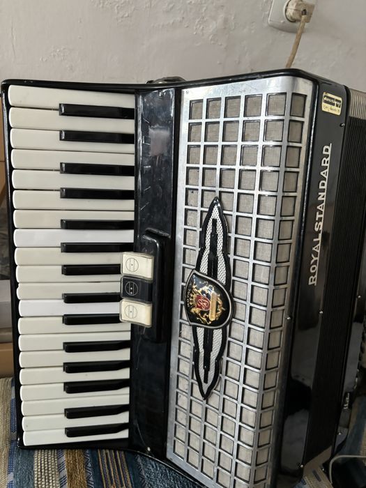 Acordeon Royal Standard
