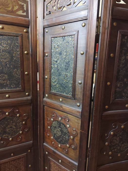 Paravan vechi  decorativ