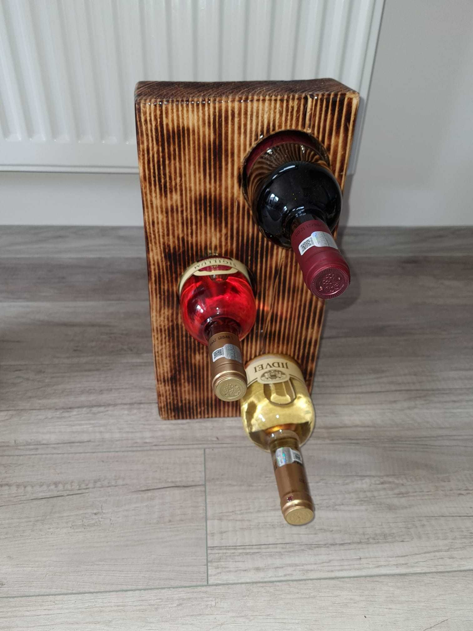 Suport masiv de lemn pentru sticle de vin