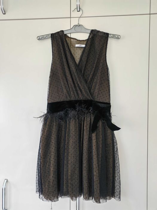 Дантелена рокля къса