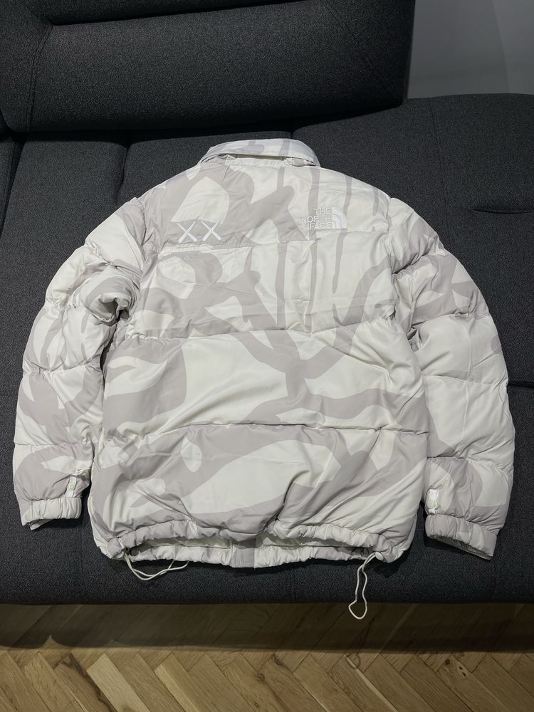 The North Face TNF X KAWS Retro Nuptse 1996 - Мъжко Яке