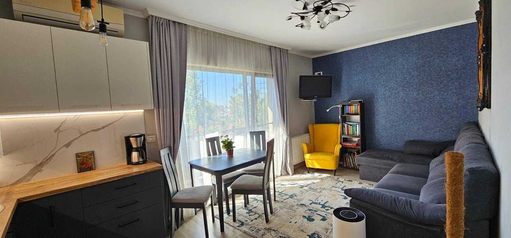 Proprietar vand ap. 3 camere