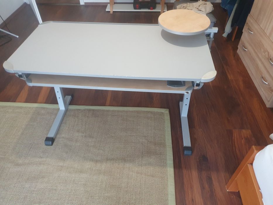 Birou dormitor reglabil