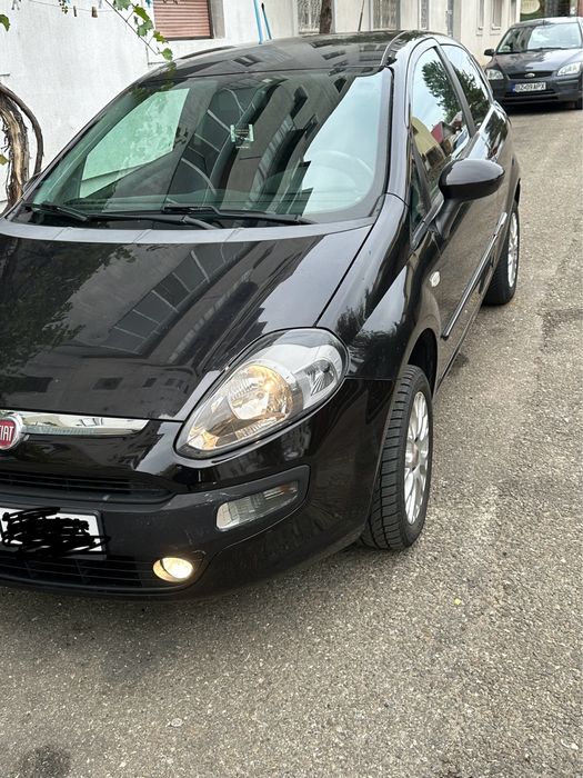 Vand  sau schimb cu golf 4