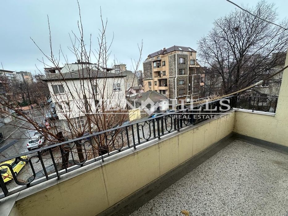 Продава се Тристаен апартамент в Пловдив, Център - 144 кв.м за 1216 €/кв.м - Снимка #7