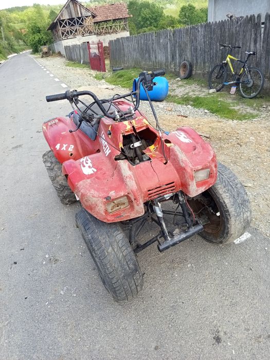 Vând ATV locin de 250cc 4t defect