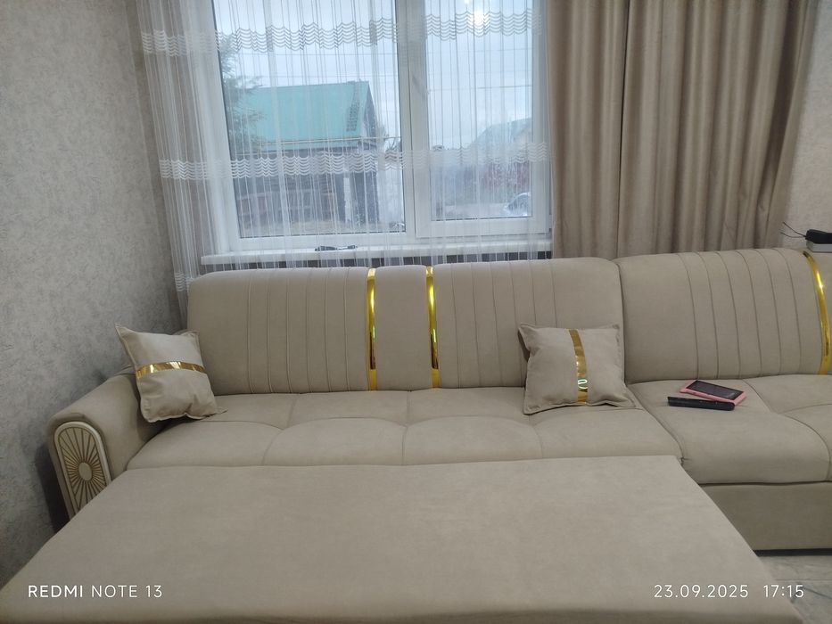 Продам диван почти новый
