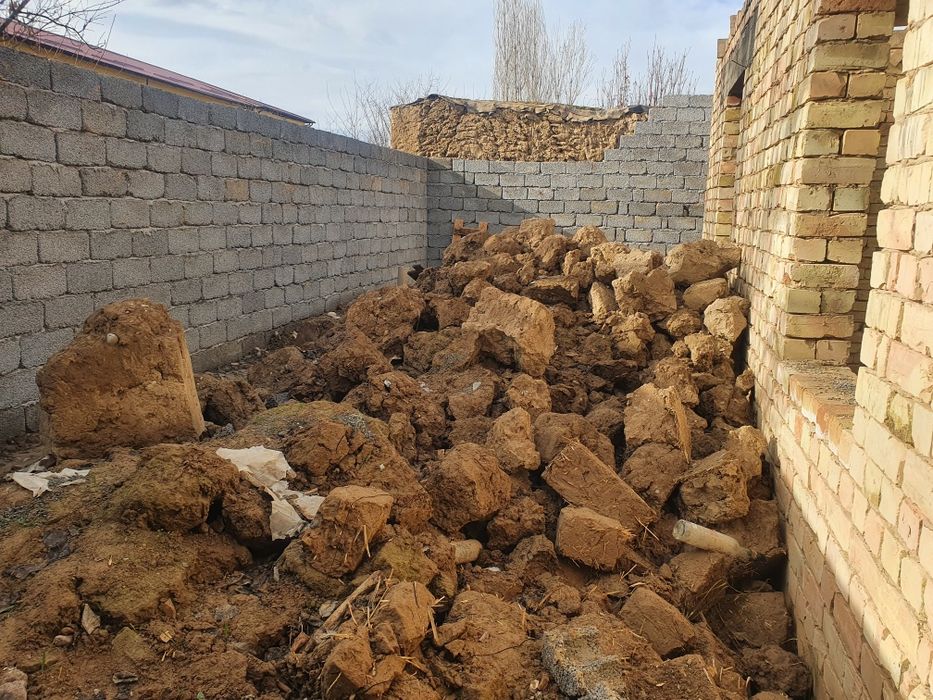 Туркистонда 3.3 сотих6та хона