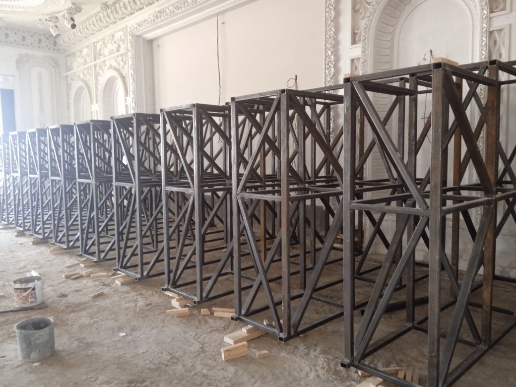 Сварщик ишит работу