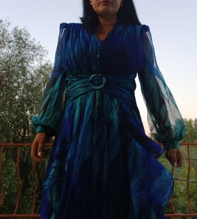 Pentru evenimente- Rochie din voal, vaporoasa