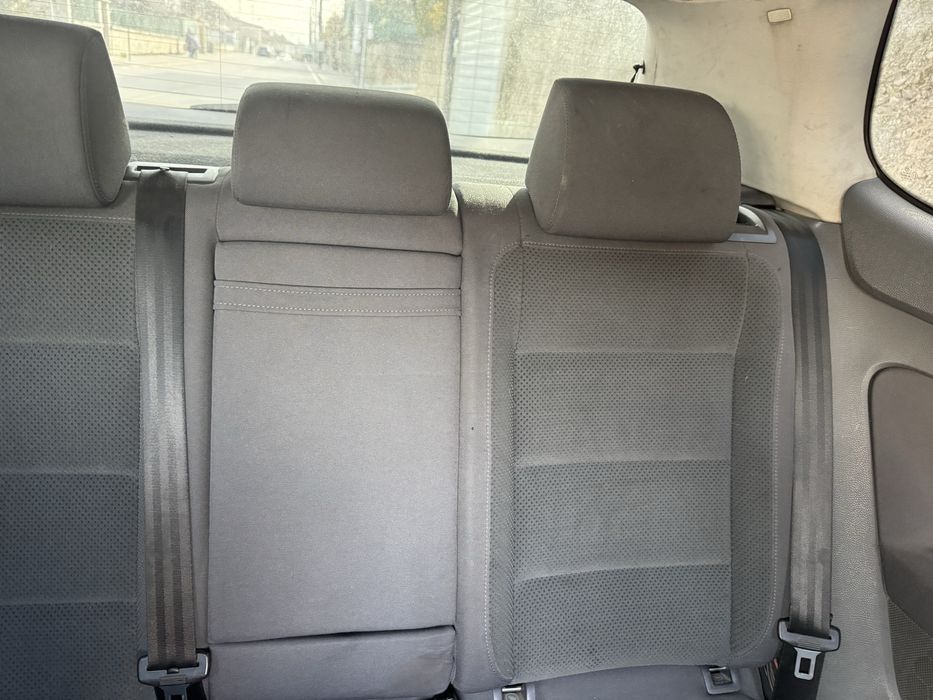 Продавам Голф 5 1.9тди 105к.с