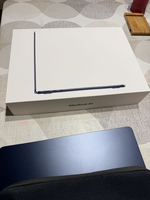 Macbook air 13 М3 чип