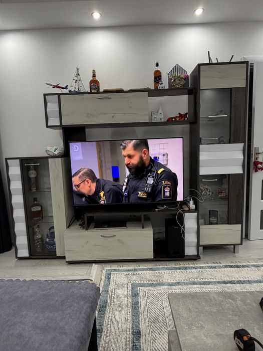 Секция за хол