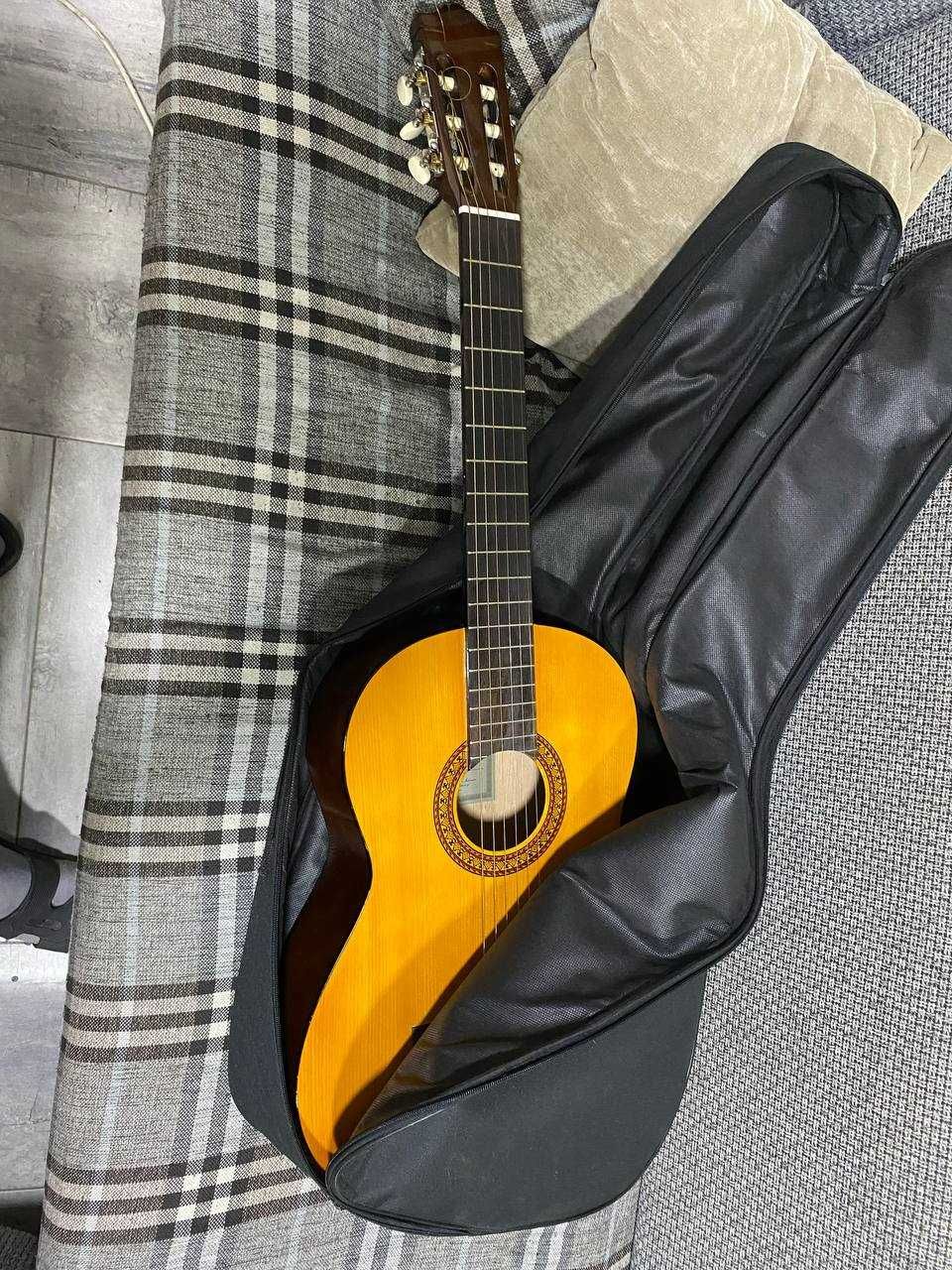 Гитара Yamaha 45c