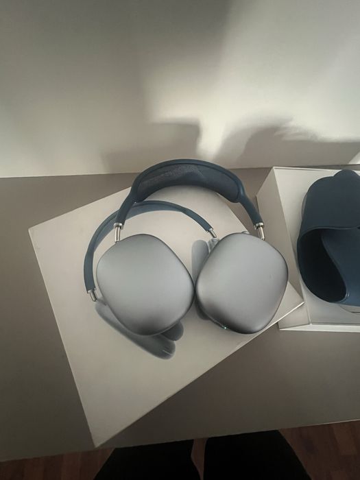 Airpods max 1gen blue