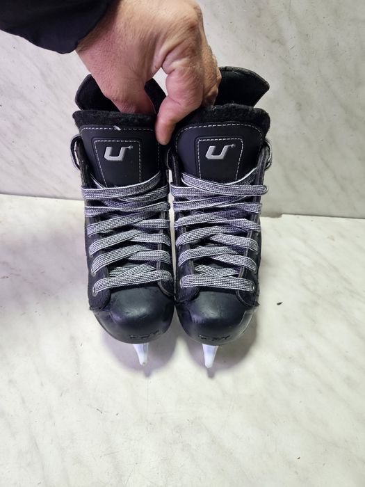 Patine 2071 hochei hockey CCM   marime   30 (19   cm)