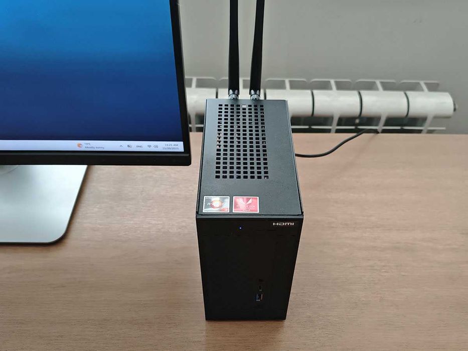 Мини компютър Asrock Deskmini A300, Ryzen 3400G, 16gb ram, 512gb ssd