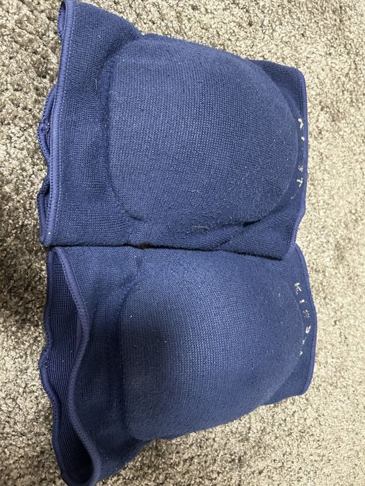 Наколенки за волейбол