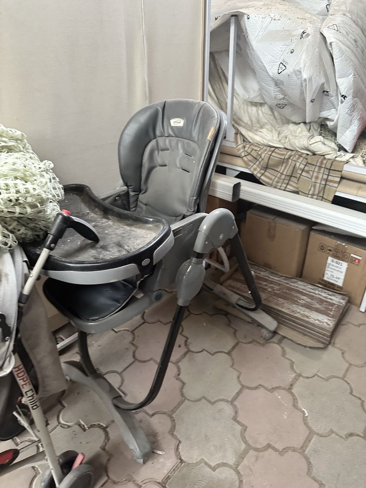 Продам манежку, машину, бесік, сиденье