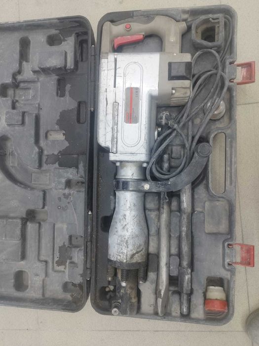 Продам срочно, Отбойный молоток