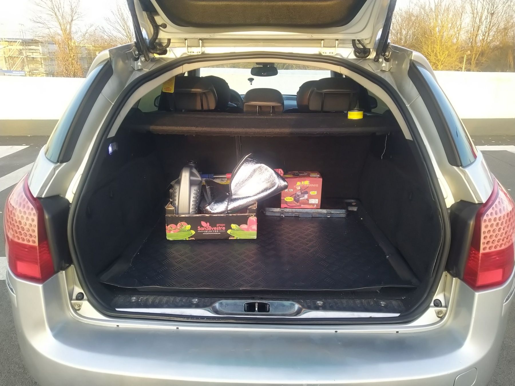 Peugeot 407 sw 2.0hdi 140 2010