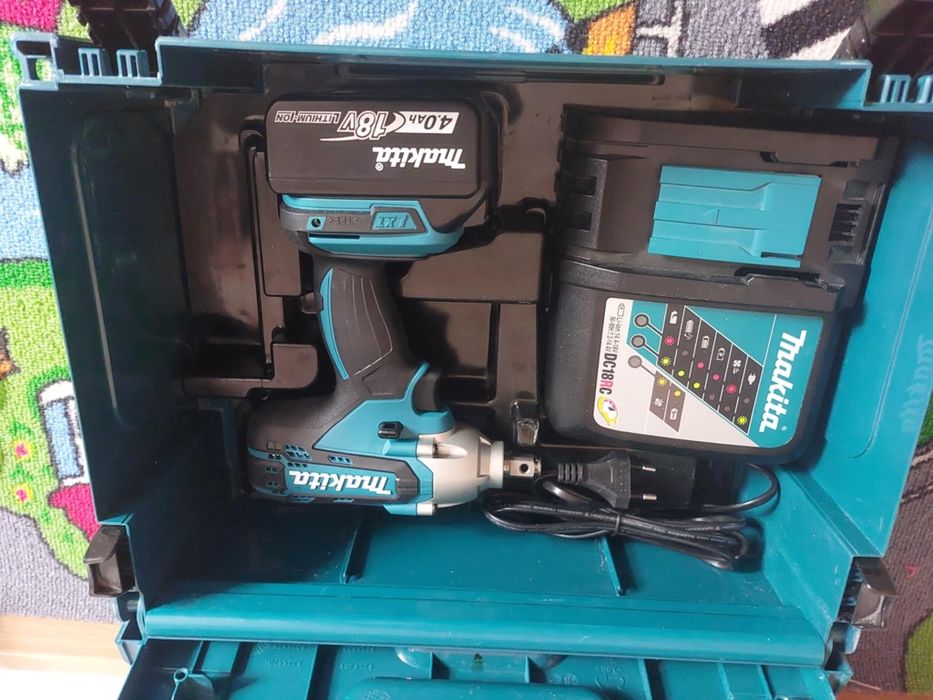 Makita DTW 190 cu impact 18V nouă