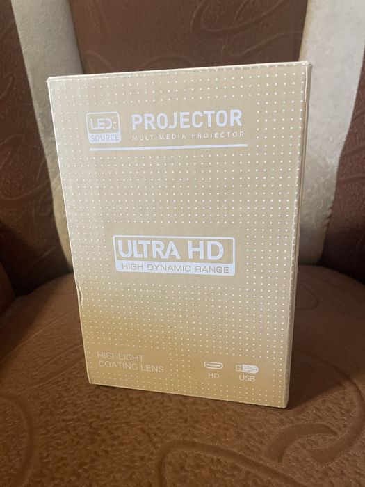 Videoproiector Portabil ISSORA Smart 4K Ultra HD Nou Sigilat !