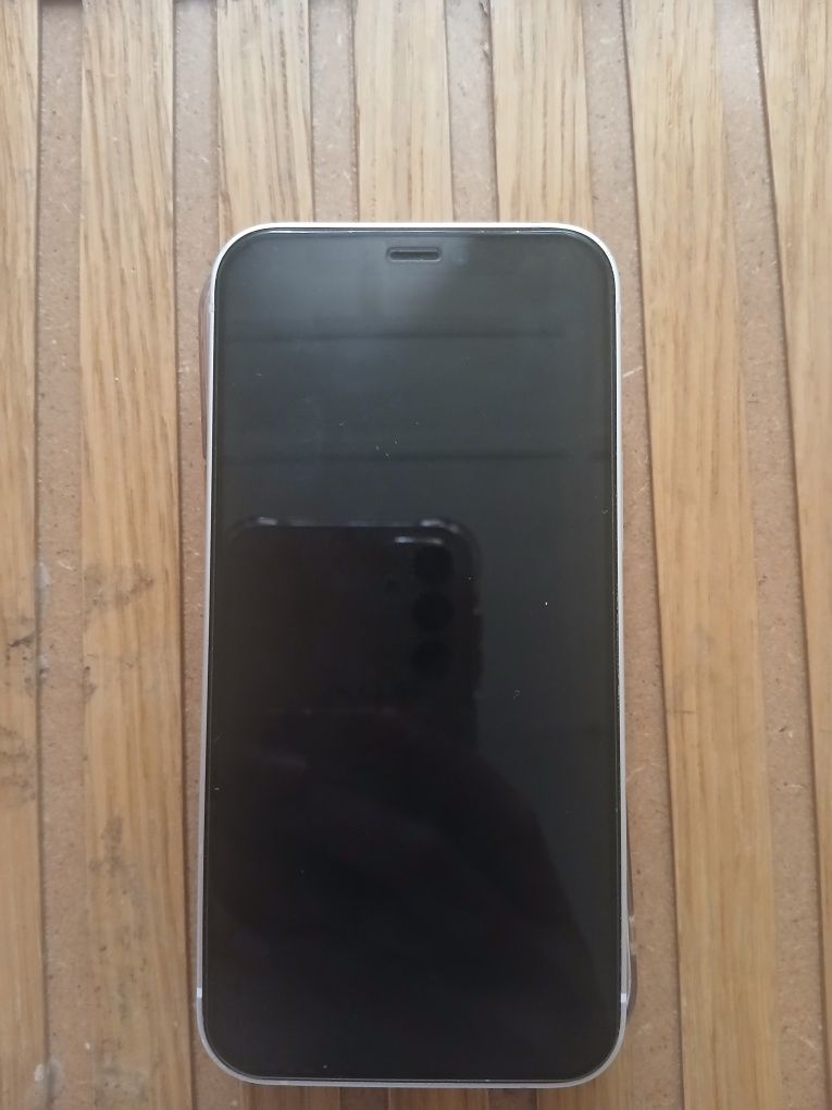 Iphone 12 mini ideal tel