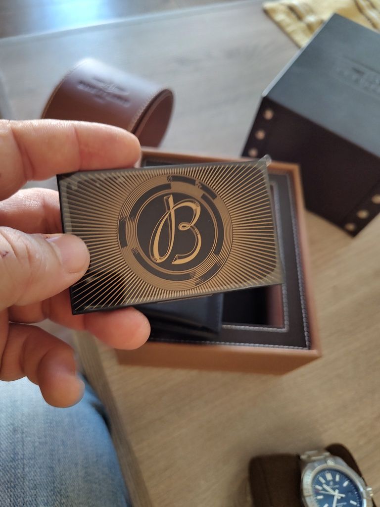 Часовник breitling chronomat colt 44
