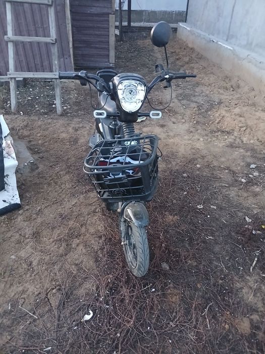 Скутер аккумулятормен ск-8  2-3 ай айдалды