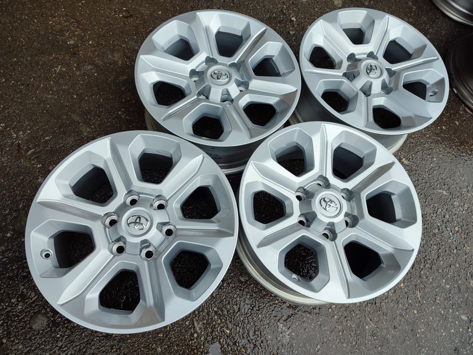 17" оригинални алуминиеви джанти за Toyota Land cruiser...