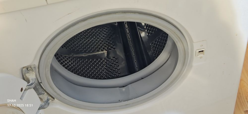 Стиральная машина BOSH.