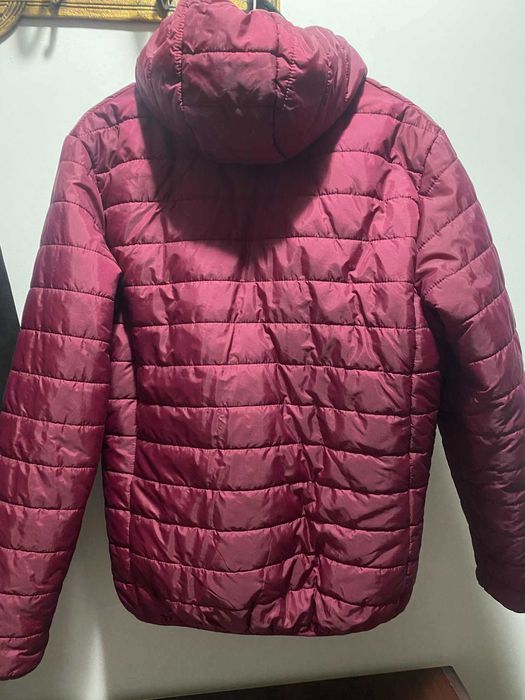 Дамско яке вишнаво