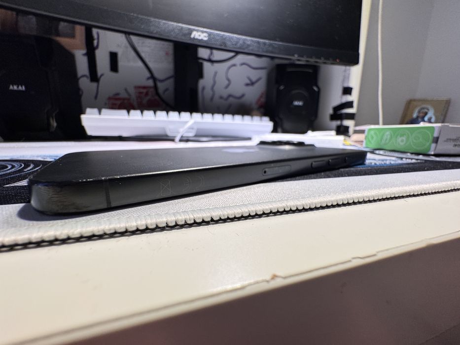 Iphone 16 pro max, inca in garantie