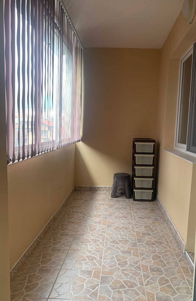 Продава се Двустаен апартамент в Карлово - 65 кв.м за 981 €/кв.м - Снимка #8