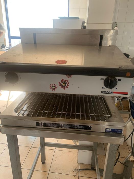 Продам грильницу