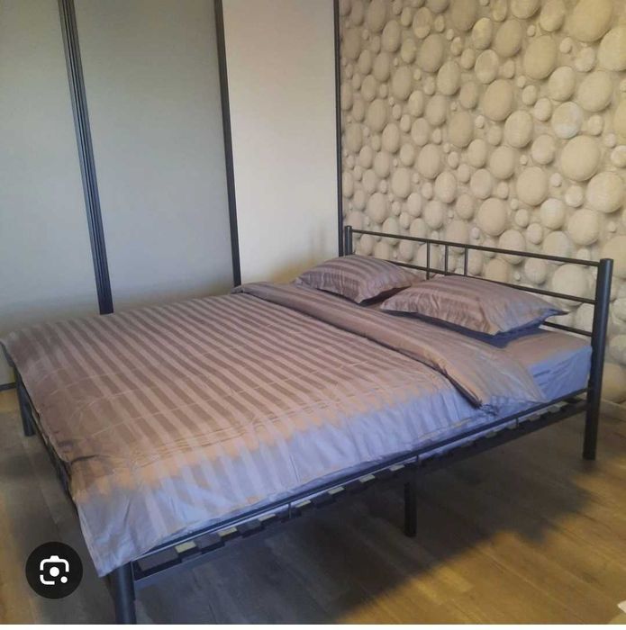 Спальный кровать