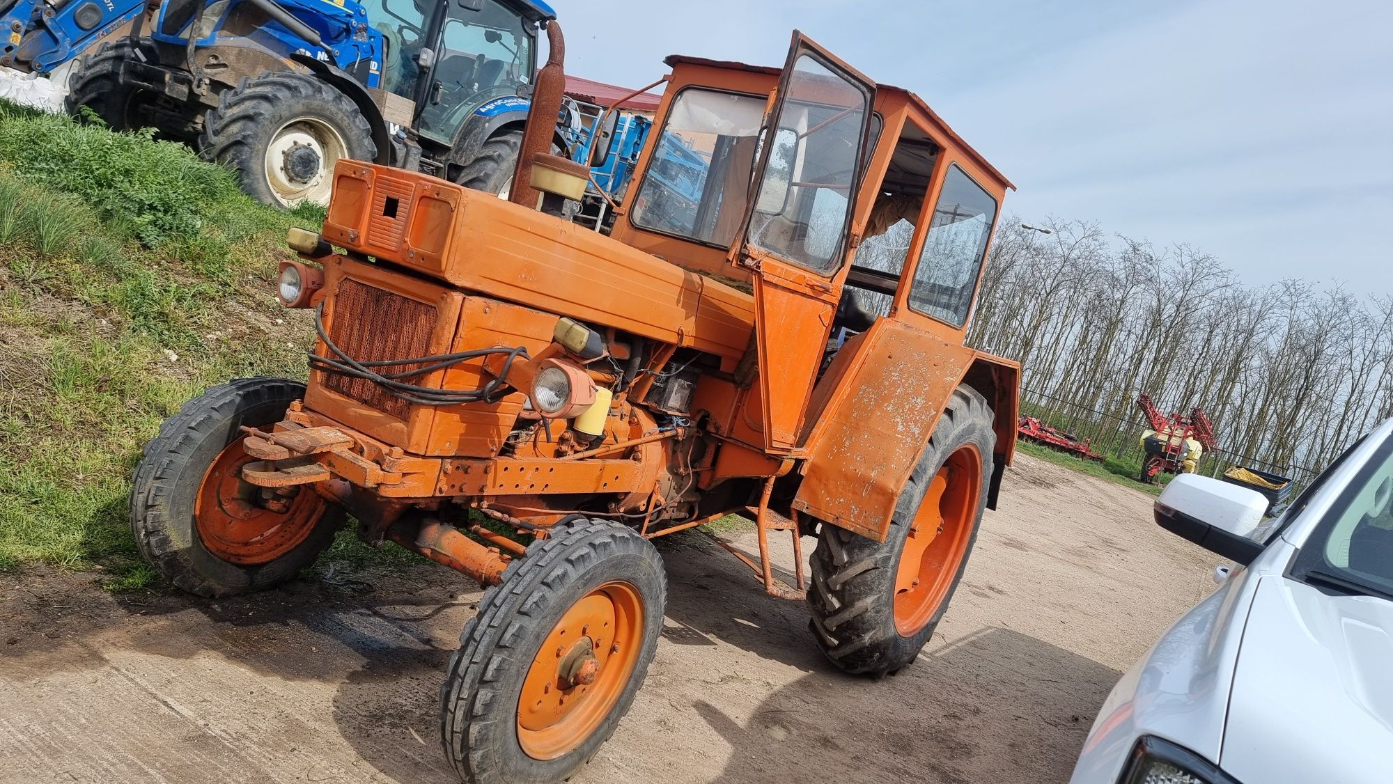 Tractor UTB U 650  M